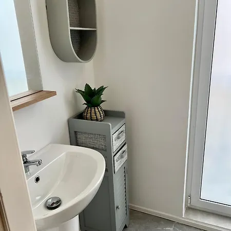 Stylish Boutique House Turquoise With 2 Outdoor Areas & Adjoining Cafeteria - Very Near Valletta - Non Sharing & Quiet