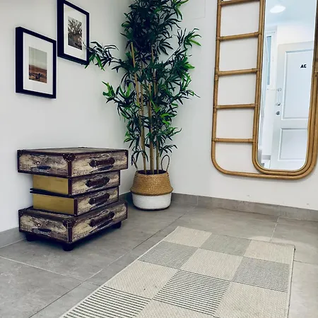 Stylish Boutique House Turquoise With 2 Outdoor Areas & Adjoining Cafeteria - Very Near Valletta - Non Sharing & Quiet דירה