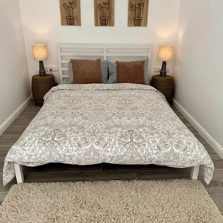 דירה Stylish Boutique House Turquoise With 2 Outdoor Areas & Adjoining Cafeteria - Very Near Valletta - Non Sharing & Quiet