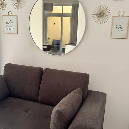 Апартаменты Stylish Boutique Turquoise Duplex With Outdoor - Large Double Bedroom - Very Near Valletta - Non Sharing Quiet Exclusive