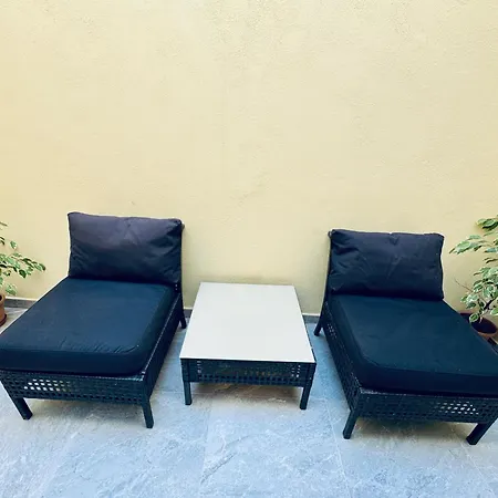 Stylish Boutique House Turquoise With 2 Outdoor Areas & Adjoining Cafeteria - Very Near Valletta - Non Sharing & Quiet דירה Hamrun