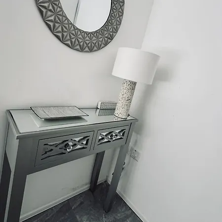 Stylish Boutique Turquoise Duplex With Outdoor - Large Double Bedroom - Very Near Valletta - Non Sharing Quiet Exclusive Апартаменты
