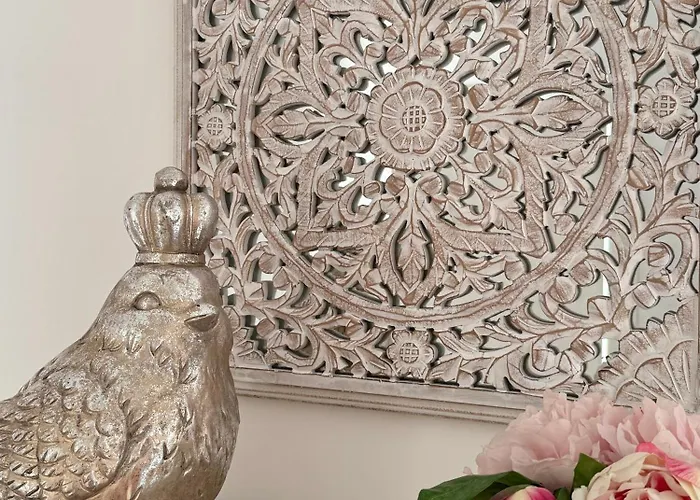 아파트 Stylish Boutique House - Turquoise - Outdoor Yard & Adjoining Cafeteria - Very Central! Near Valletta - Non-sharing & Quiet *